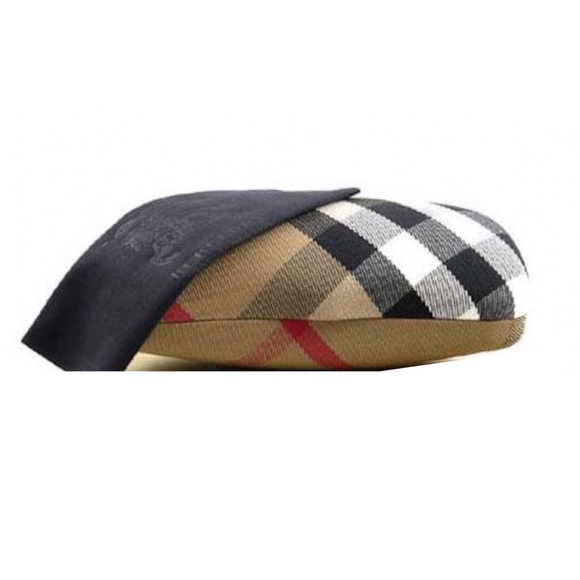 Burberry Buckle Detail Oversize Square Sunglasses - Picture 7 of 16